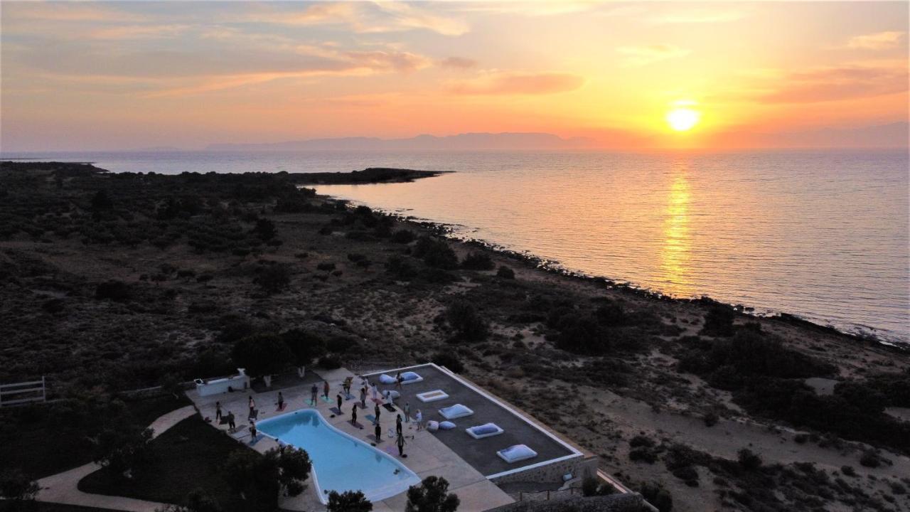 Eight Dimensions Capari Suites Elafonisos Eksteriør billede