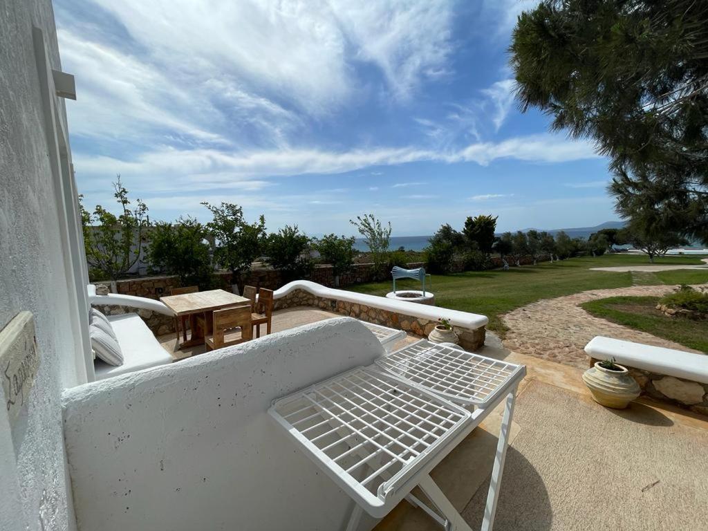 Eight Dimensions Capari Suites Elafonisos Værelse billede