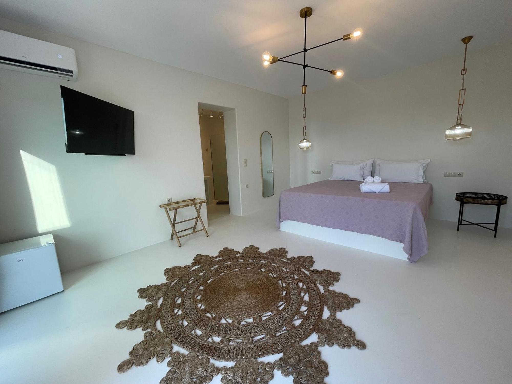 Eight Dimensions Capari Suites Elafonisos Værelse billede