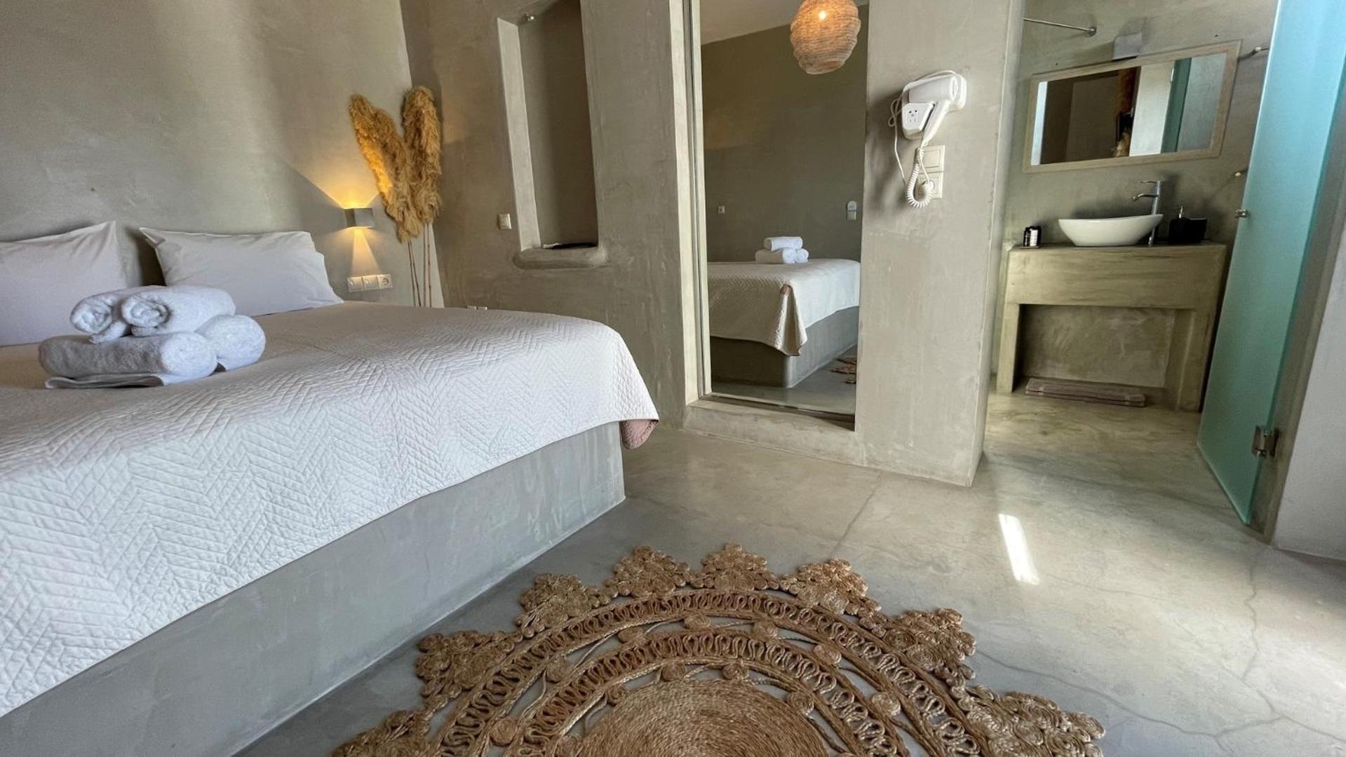 Eight Dimensions Capari Suites Elafonisos Værelse billede